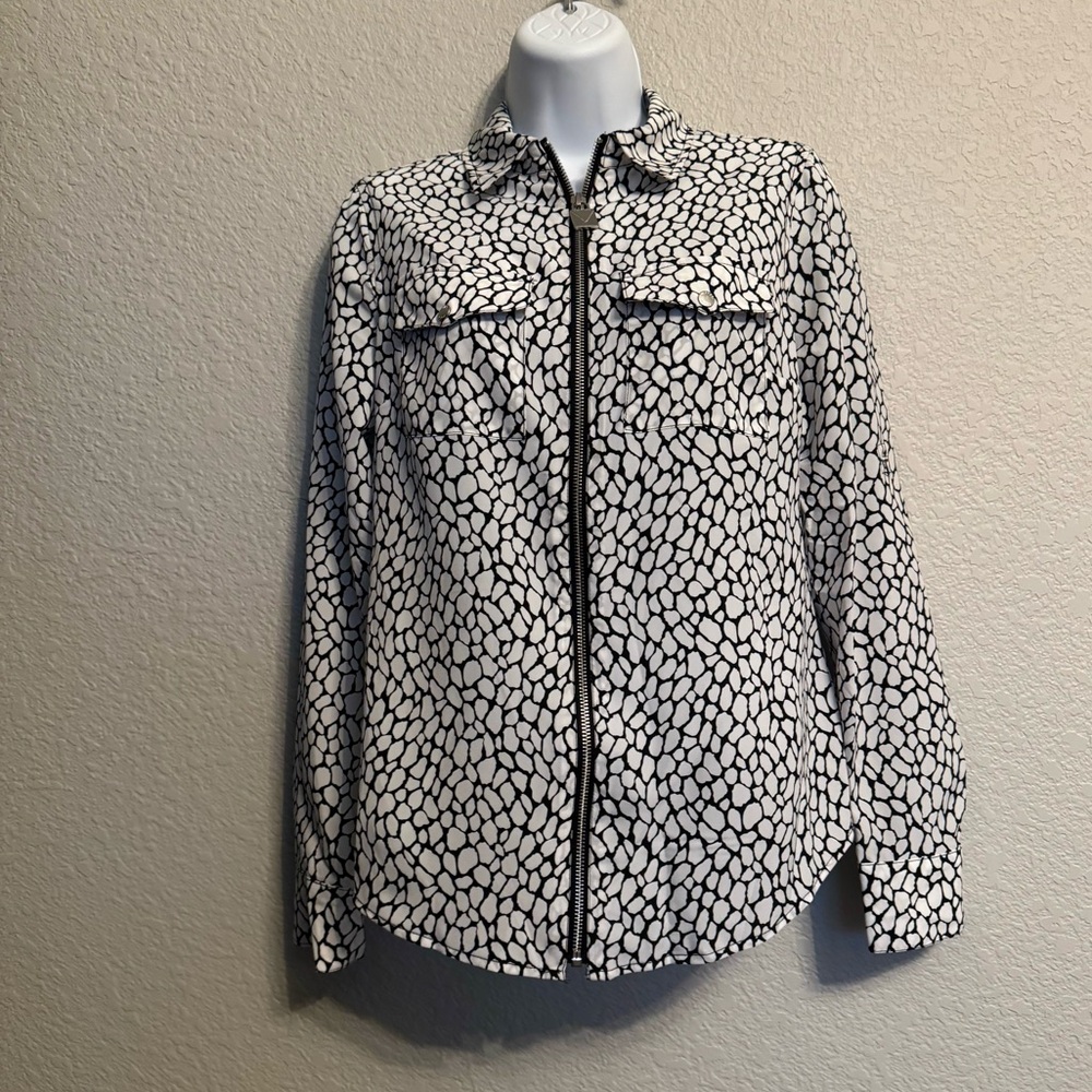 NWOT MICHAEL Michael Kors black/white full-zip collared Blouse XS
